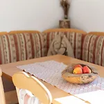 Upscale In Salzburg With Terrace And Country Views Apartment