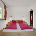 Upscale In Salzburg With Terrace And Country Views *
