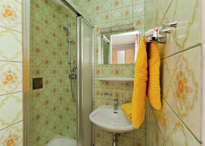 Upscale In Salzburg With Terrace And Country Views *