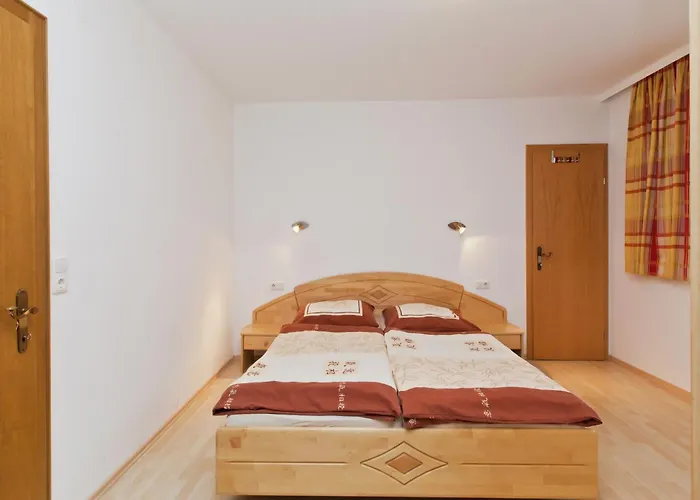 Upscale In Salzburg With Terrace And Country Views Апартаменты *