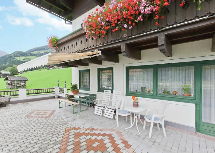 Апартаменты Upscale In Salzburg With Terrace And Country Views *