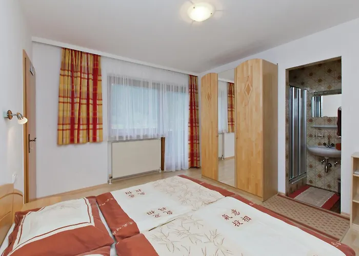 Апартаменты Upscale In Salzburg With Terrace And Country Views