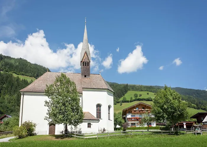 Апартаменты Upscale In Salzburg With Terrace And Country Views *