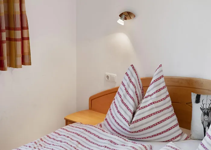 Upscale In Salzburg With Terrace And Country Views Апартаменты *