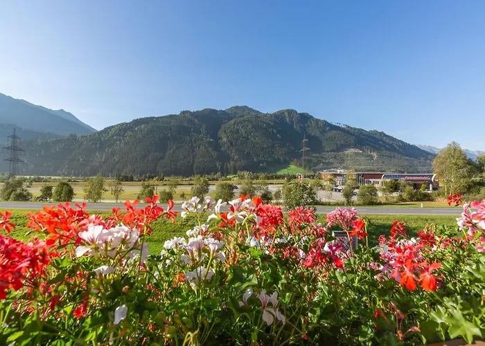 Upscale In Salzburg With Terrace And Country Views * Холлерсбах (Пинцгау)