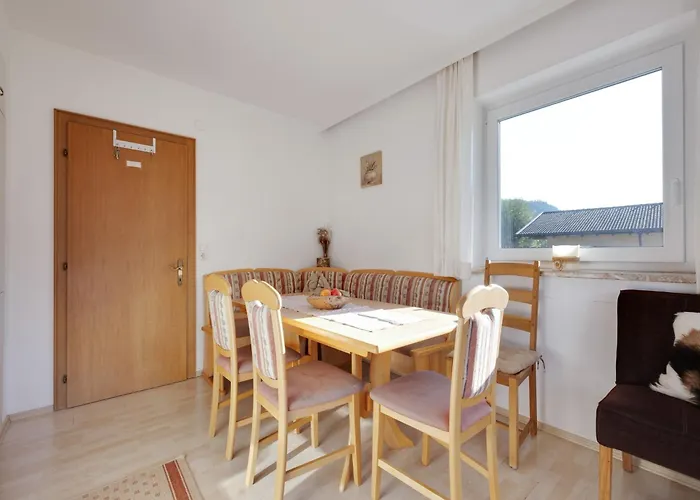 Апартаменты Upscale In Salzburg With Terrace And Country Views *