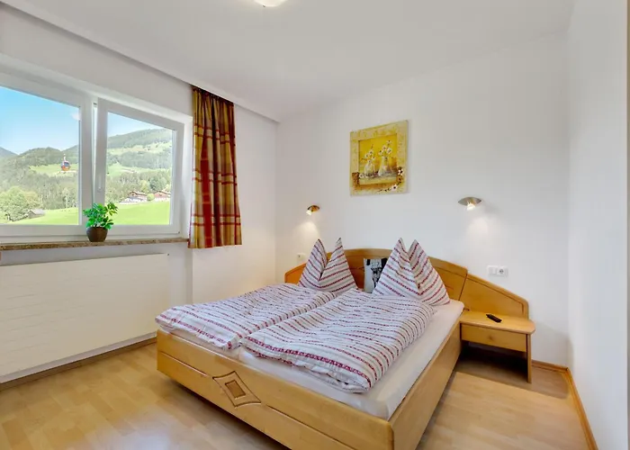 Upscale In Salzburg With Terrace And Country Views *